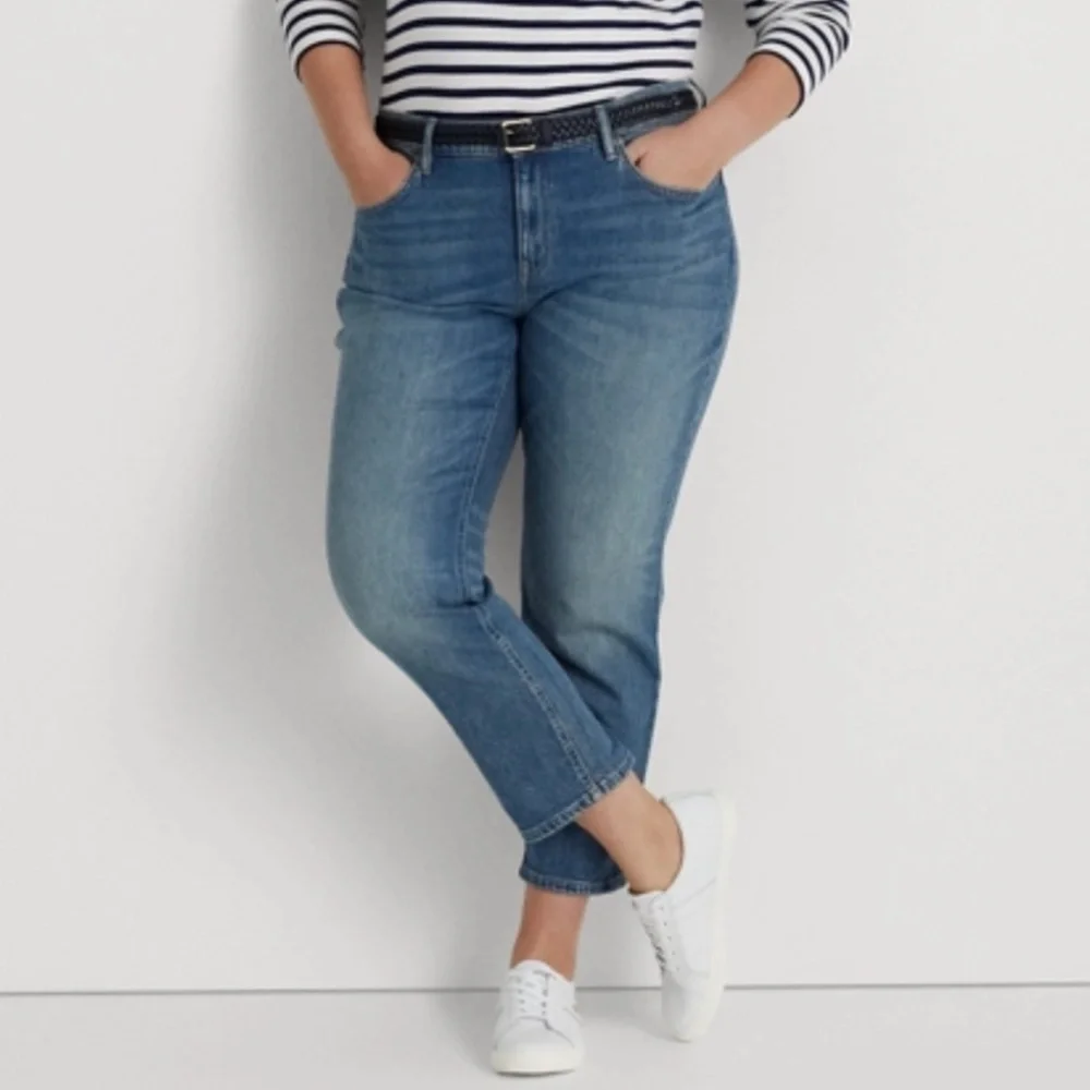 RALPH LAUREN Relaxed Tapered Ankle Jean Color Rangeland Wash Size: 16W